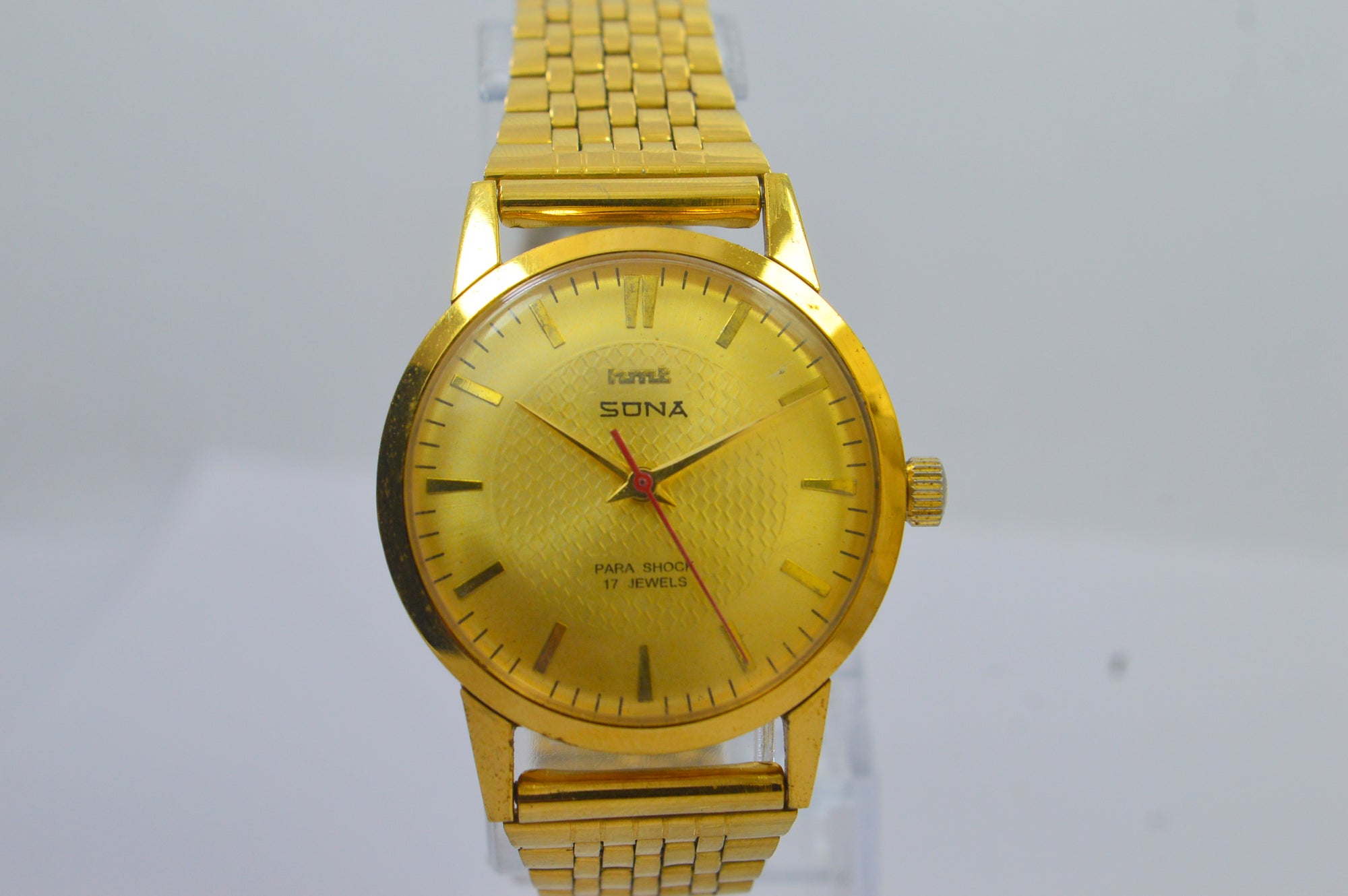 Hmt Sona Golden Dial 17 Jewels Analog Wrist Watch For Men's
