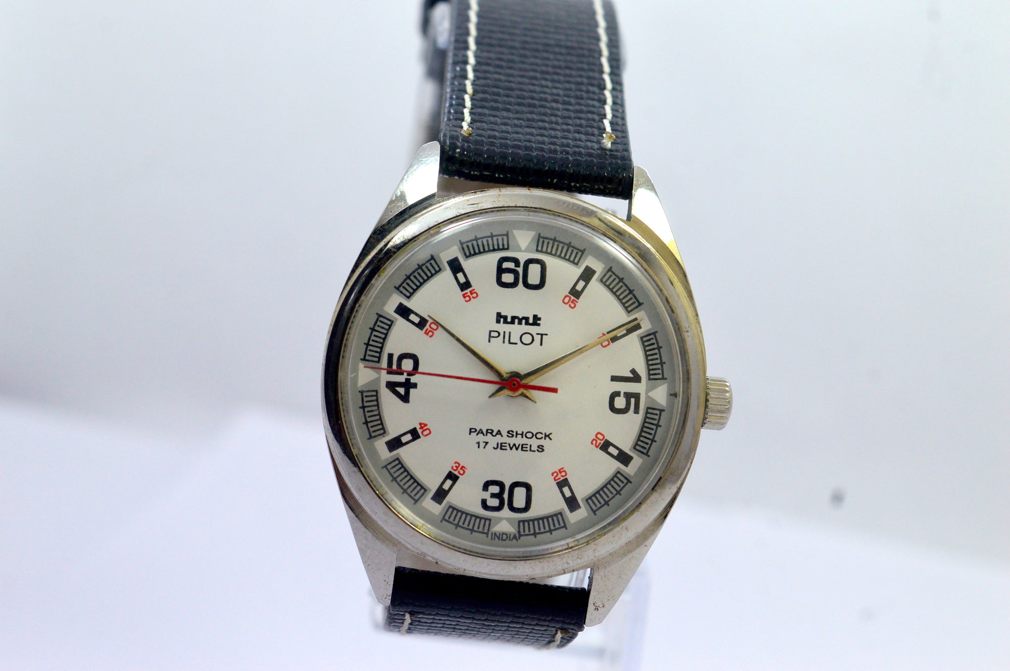 Hmt Pilot White Dial 17 Jewels Analog Wrist Watch For Men's