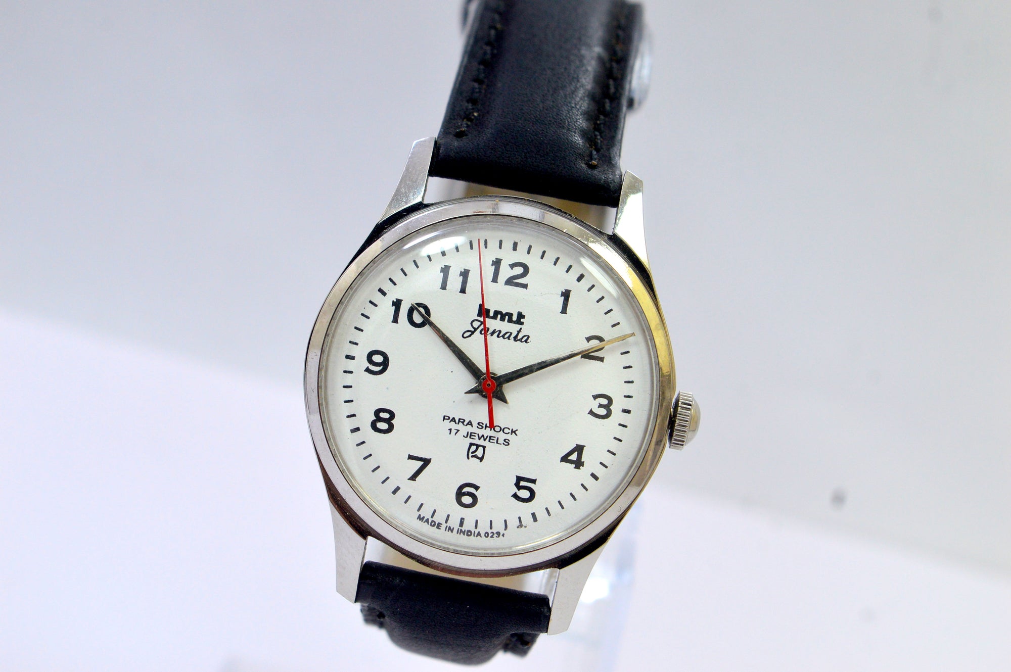 Hmt Janata White Dial Analog 17 Jewels Wrist Watch For Men