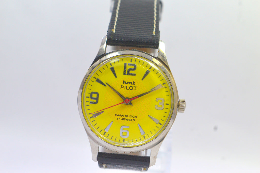 Hmt Pilot Yellow Dial 17 Jewels Analog Wrist Watch For Men