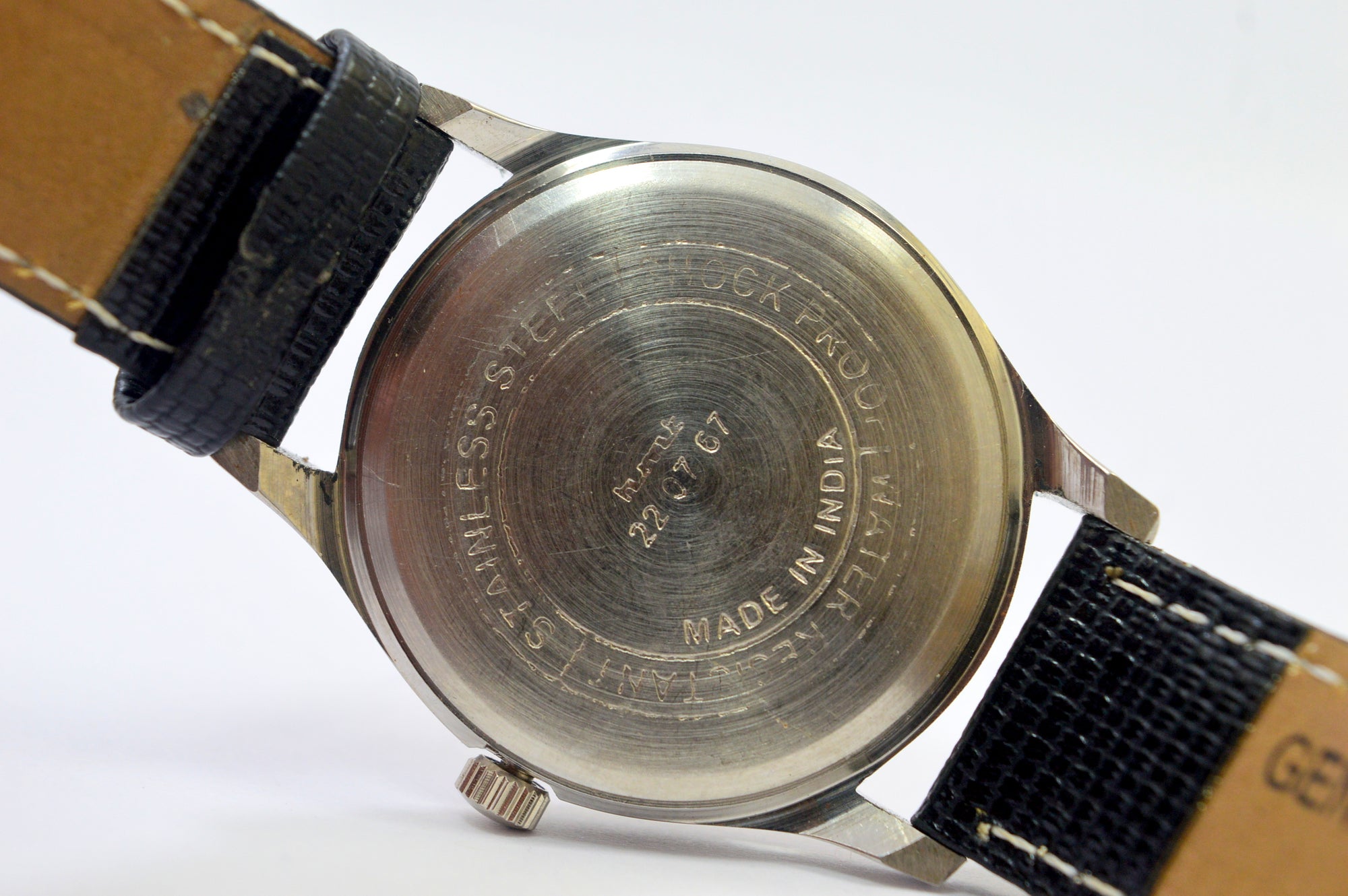 Hmt Pilot Yellow Dial 17 Jewels Analog Wrist Watch For Men