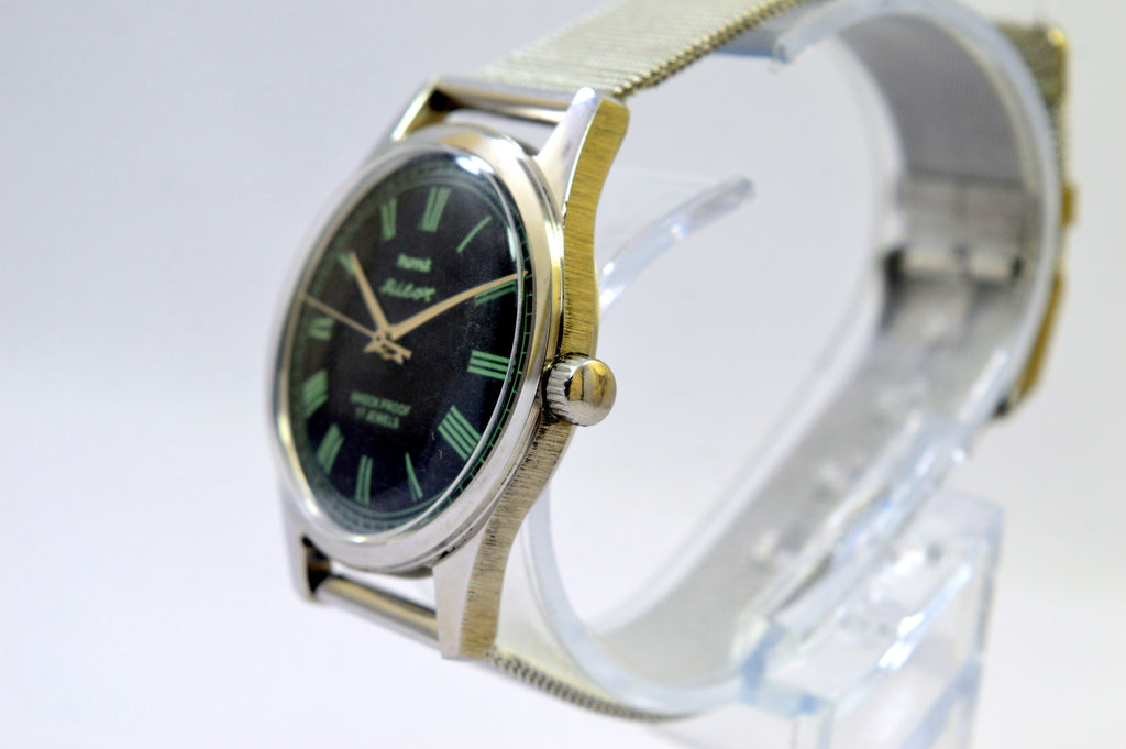 Hmt Pilot Black Dial 17 jewels Analog Wrist Watch For Men