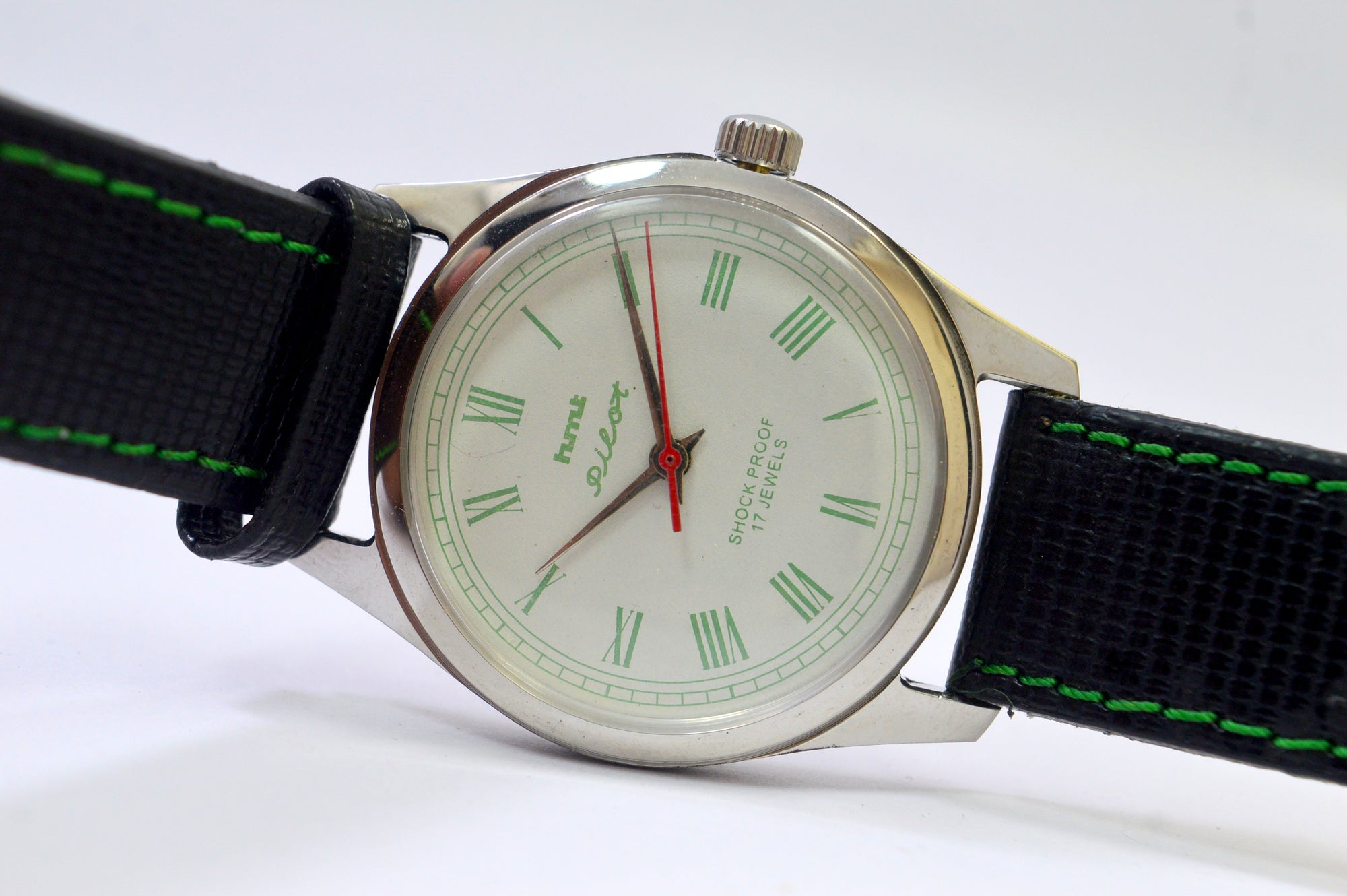 Hmt Pilot White Dial 17 Jewels Analog Wrist Watch For Men