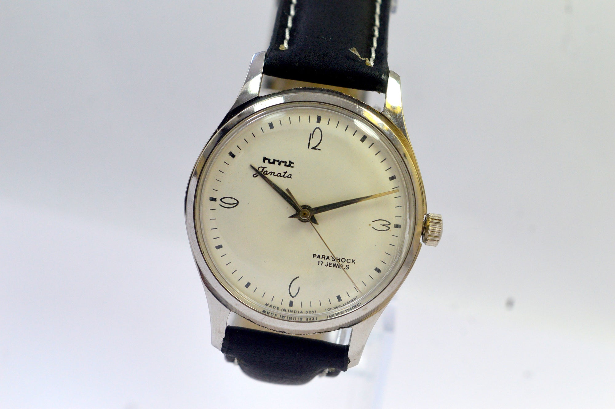 Hmt Janata White Dial 17 Jewels Analog Wrist Watch For Men