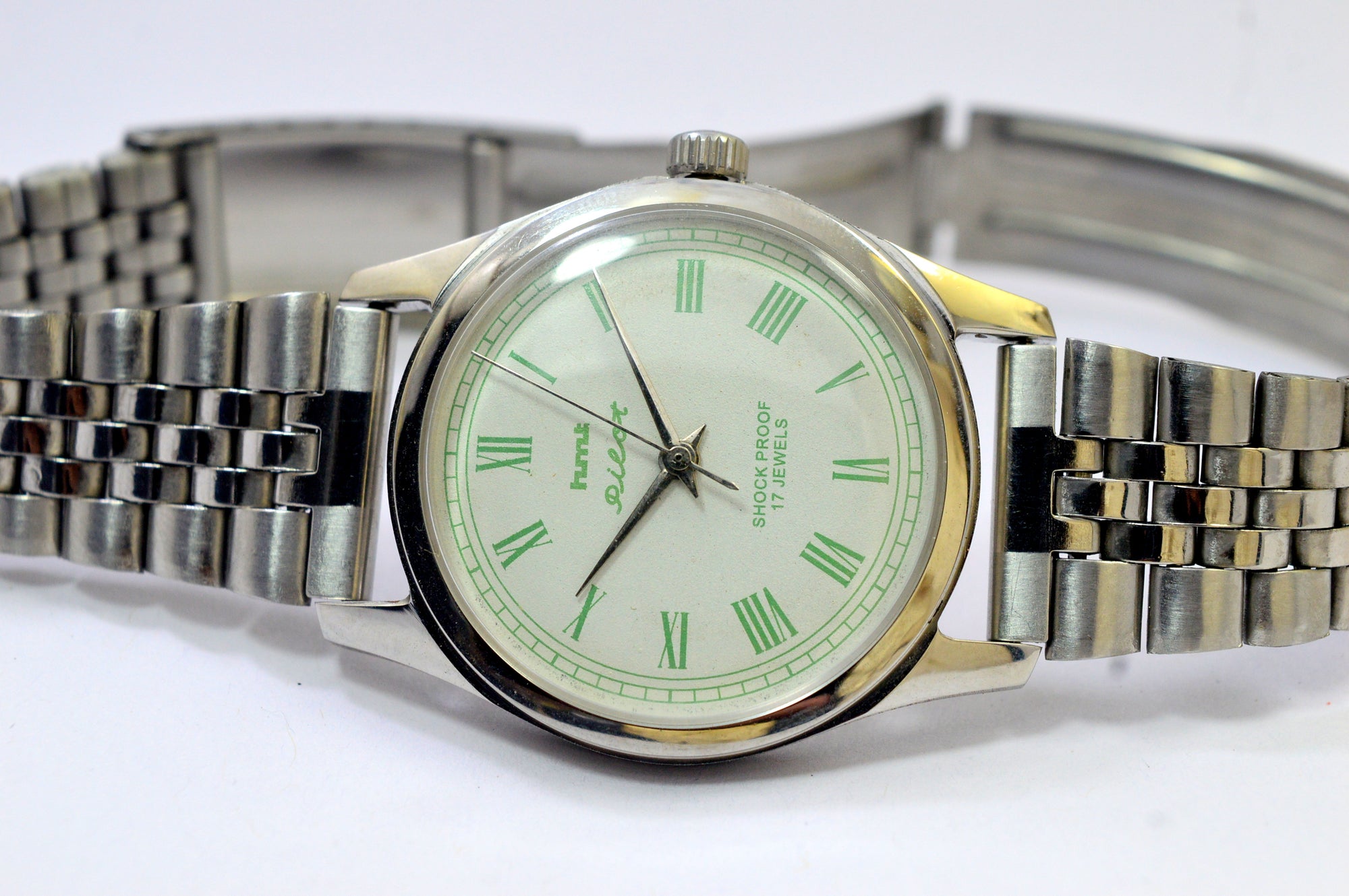 Hmt Pilot White Dial 17 Jewels Analog Wrist Watch For Men